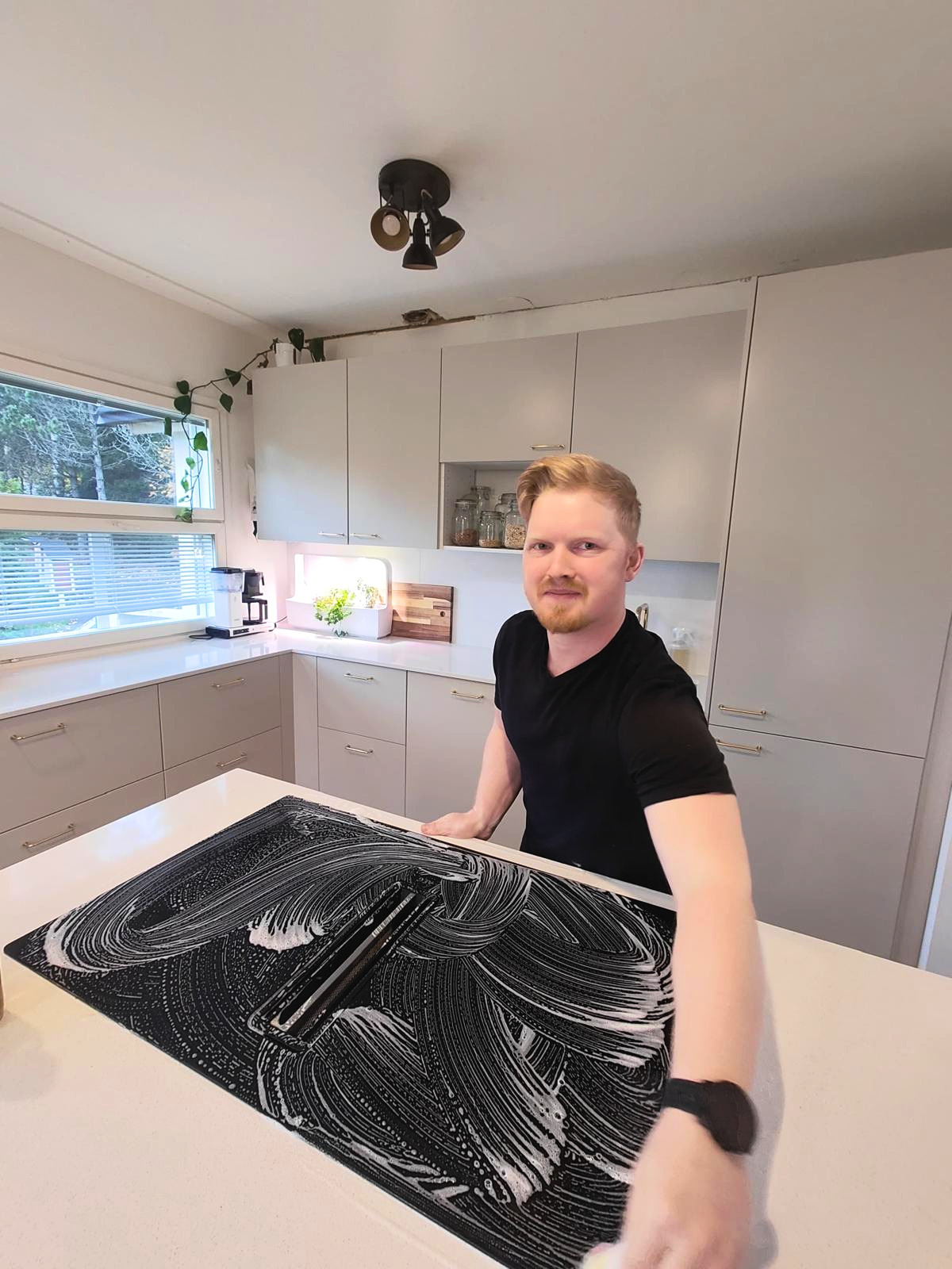 TENYHTIÖ siivousyritys